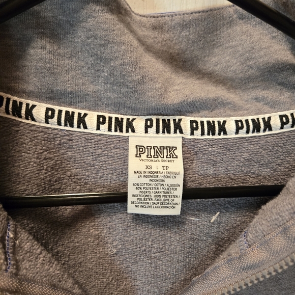PINK Victoria's Secret Women Sweatshirt XS Gray Hoodie 1/2 Zip Logo READ - Picture 4 of 8